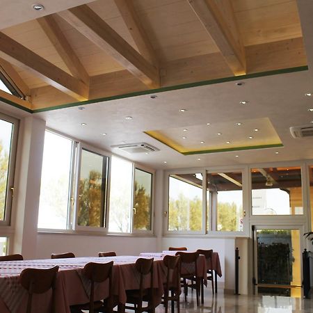 סניגליה Hotel Dei Galli מראה חיצוני תמונה